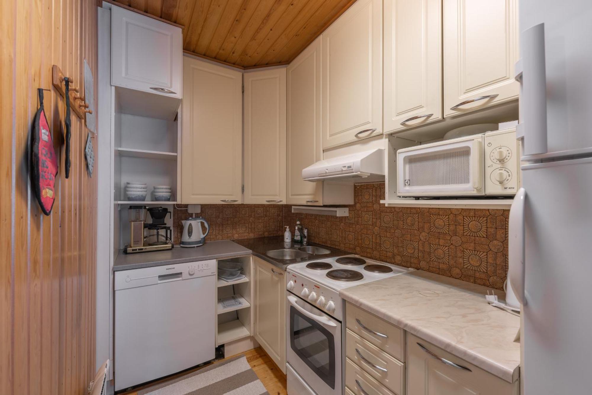 Kuukkeli Apartments Saarisatu Ja Urupaeae Сариселка Екстериор снимка
