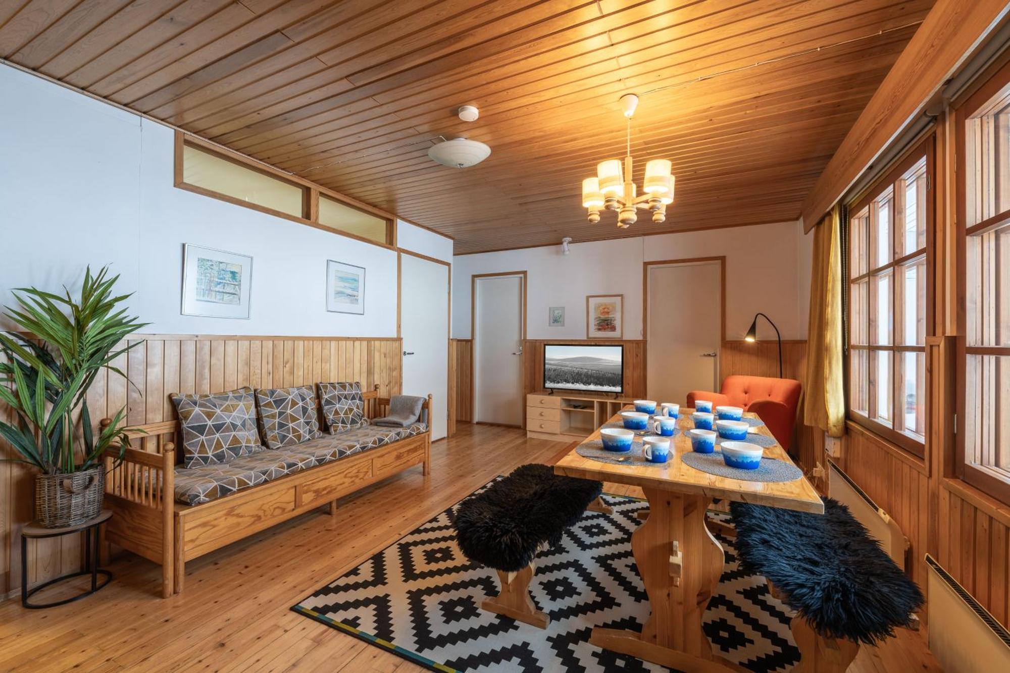 Kuukkeli Apartments Saarisatu Ja Urupaeae Сариселка Екстериор снимка